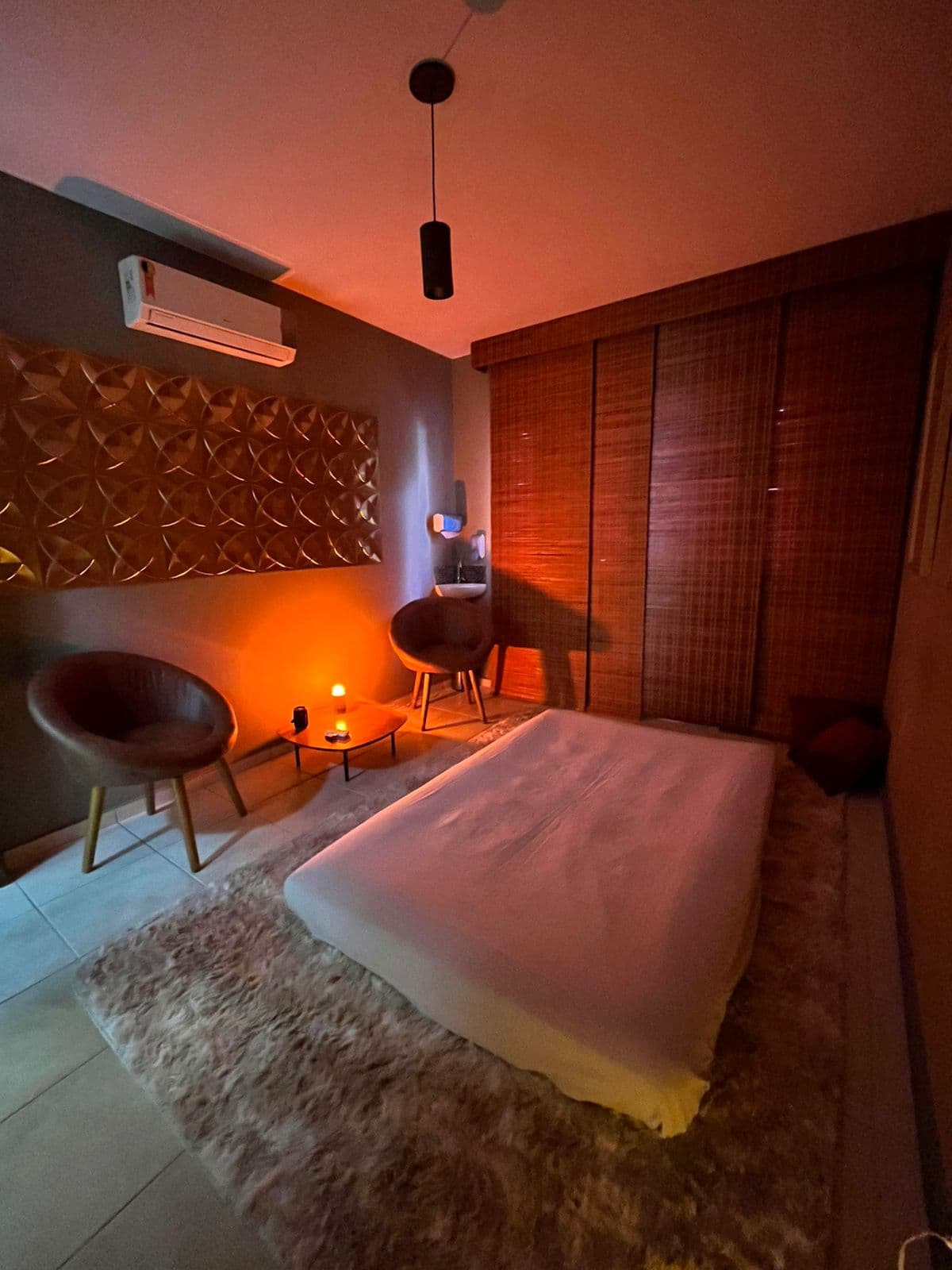 Outro ângulo da Sala Sândalo no Espaço Cor